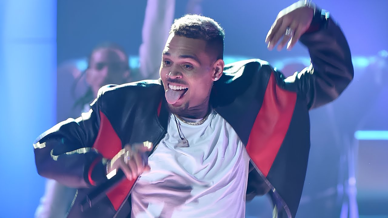 Chris Brown live performance