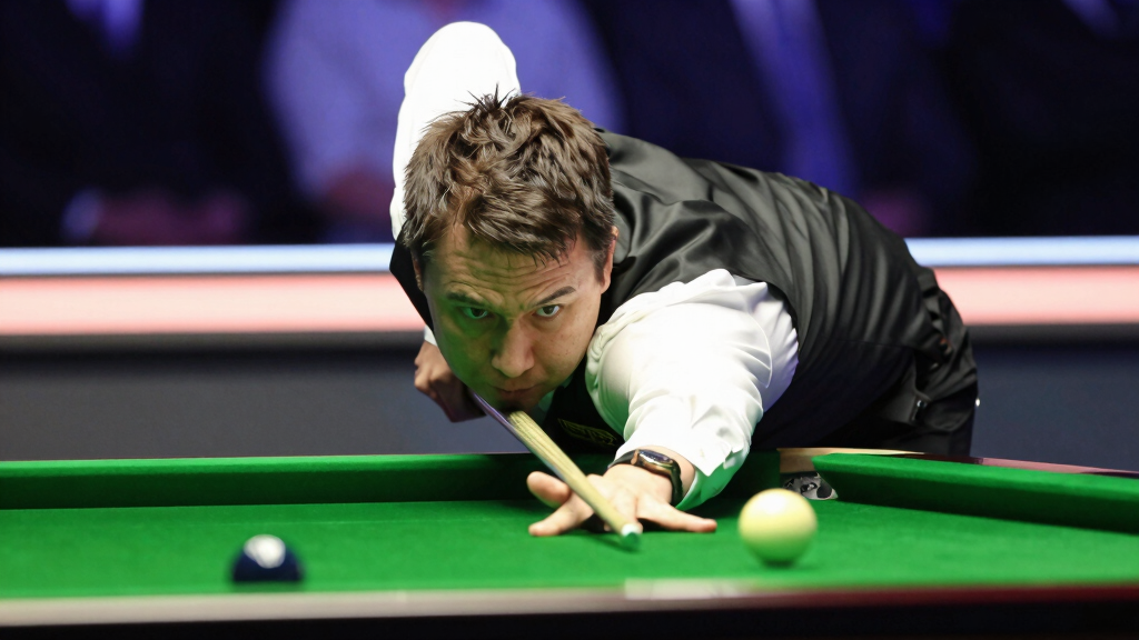 Gary Wilson in concentration at snooker table